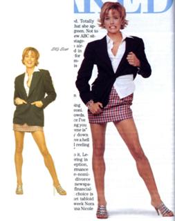 Téa Leoni feet photo thumbnail