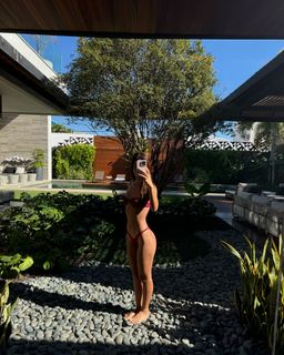 Tília Fialho feet photo 18