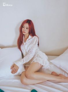 Uchinaga Eri feet photo thumbnail