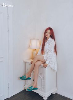 Uchinaga Eri feet photo thumbnail