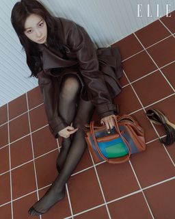 Uchinaga Eri feet photo thumbnail
