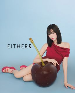 Uchinaga Eri feet photo thumbnail