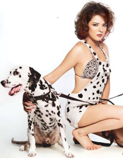 Udita Goswami feet photo 2