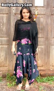 Udita Goswami feet photo 1
