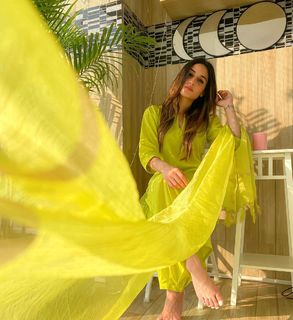 Uditi Singh feet photo 13