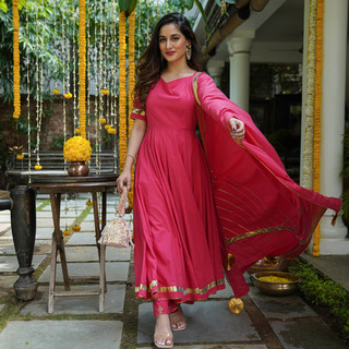 Uditi Singh feet photo 9