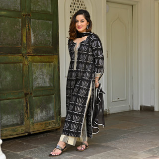 Uditi Singh feet photo 8