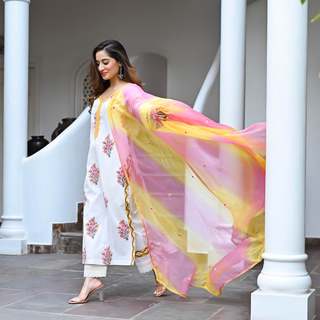 Uditi Singh feet photo 17