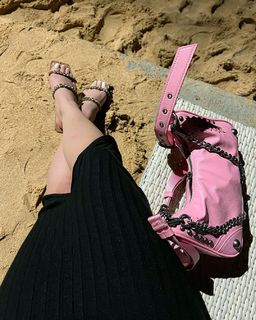 Uditi Singh feet photo 4