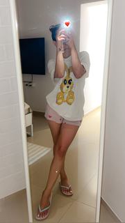 Uditi Singh feet photo 13