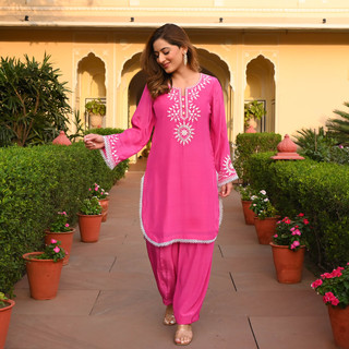 Uditi Singh feet photo 2