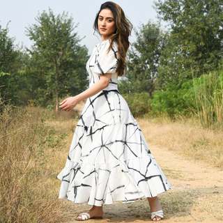 Uditi Singh feet photo 2