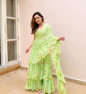 Uditi Singh feet photo 10