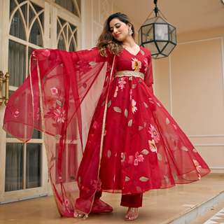 Uditi Singh feet photo 7