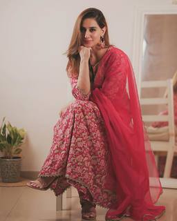 Uditi Singh feet photo 17