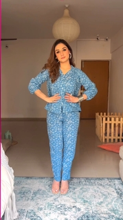 Uditi Singh feet photo 9