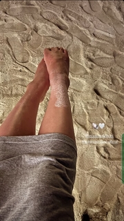 Uditi Singh feet photo 4