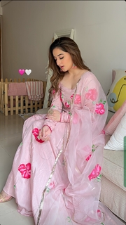 Uditi Singh feet photo 2