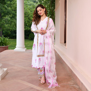 Uditi Singh feet photo 19