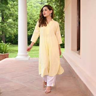 Uditi Singh feet photo 15