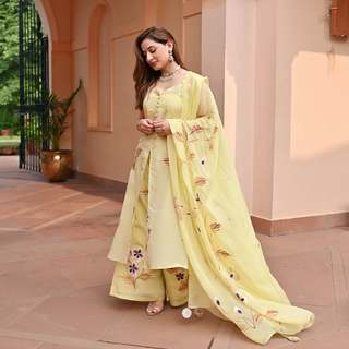 Uditi Singh feet photo 4