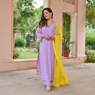 Uditi Singh feet photo 1