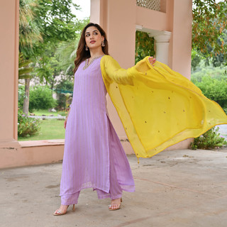 Uditi Singh feet photo 20