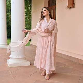 Uditi Singh feet photo 13