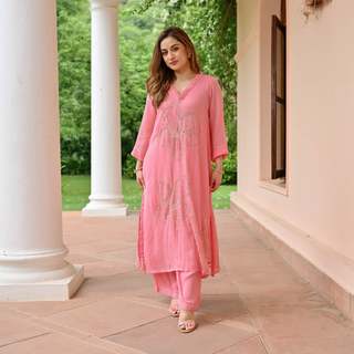 Uditi Singh feet photo 6