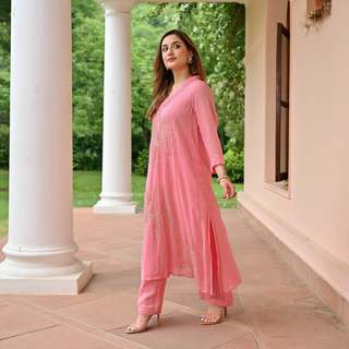 Uditi Singh feet photo 5