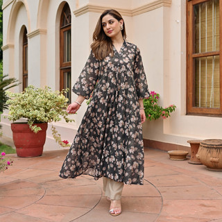 Uditi Singh feet photo 3