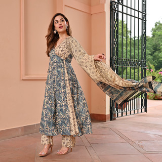 Uditi Singh feet photo 17