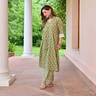 Uditi Singh feet photo 13