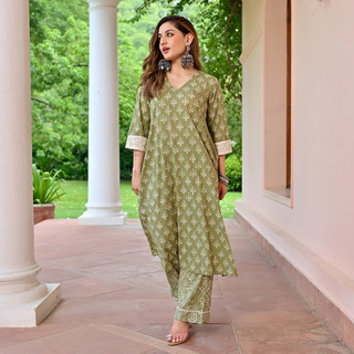 Uditi Singh feet photo 12