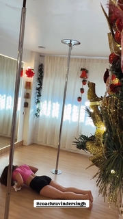 Uditi Singh feet photo 3