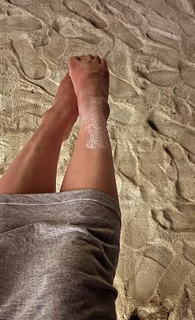 Uditi Singh feet photo 9