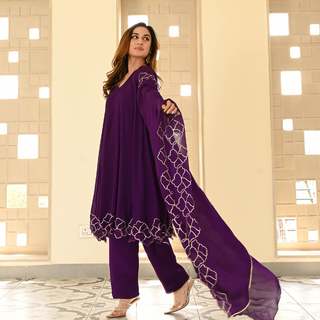Uditi Singh feet photo 10