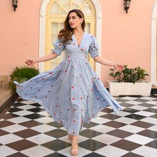 Uditi Singh feet photo 14