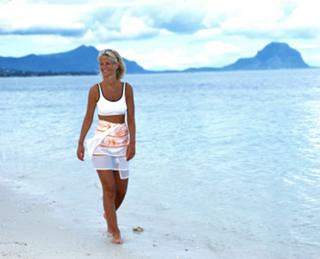 Ulrika Jonsson feet photo 9