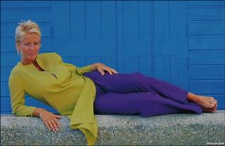 Ulrika Jonsson feet photo 9