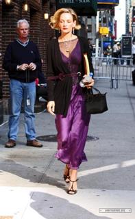 Uma Thurman feet photo thumbnail