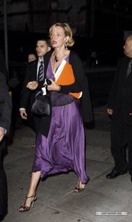 Uma Thurman feet photo thumbnail