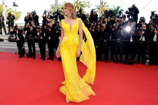 Uma Thurman feet photo thumbnail