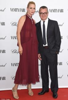 Uma Thurman feet photo thumbnail