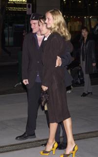Uma Thurman feet photo thumbnail