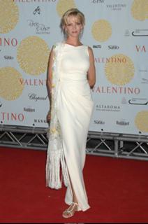 Uma Thurman feet photo thumbnail