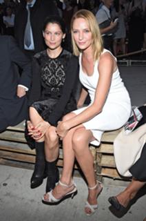 Uma Thurman feet photo thumbnail