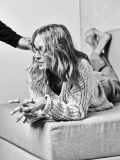 Uma Thurman feet photo thumbnail