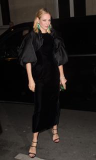 Uma Thurman feet photo thumbnail