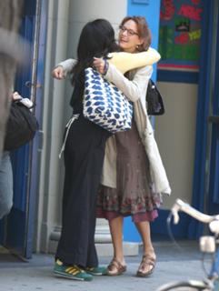 Uma Thurman feet photo thumbnail